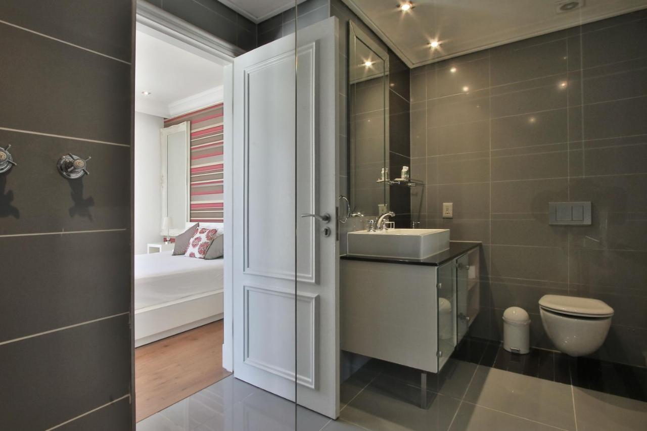 Cape Royale 1 Bedroom Luxury Apartments With Mountain View Cape Town Exterior photo