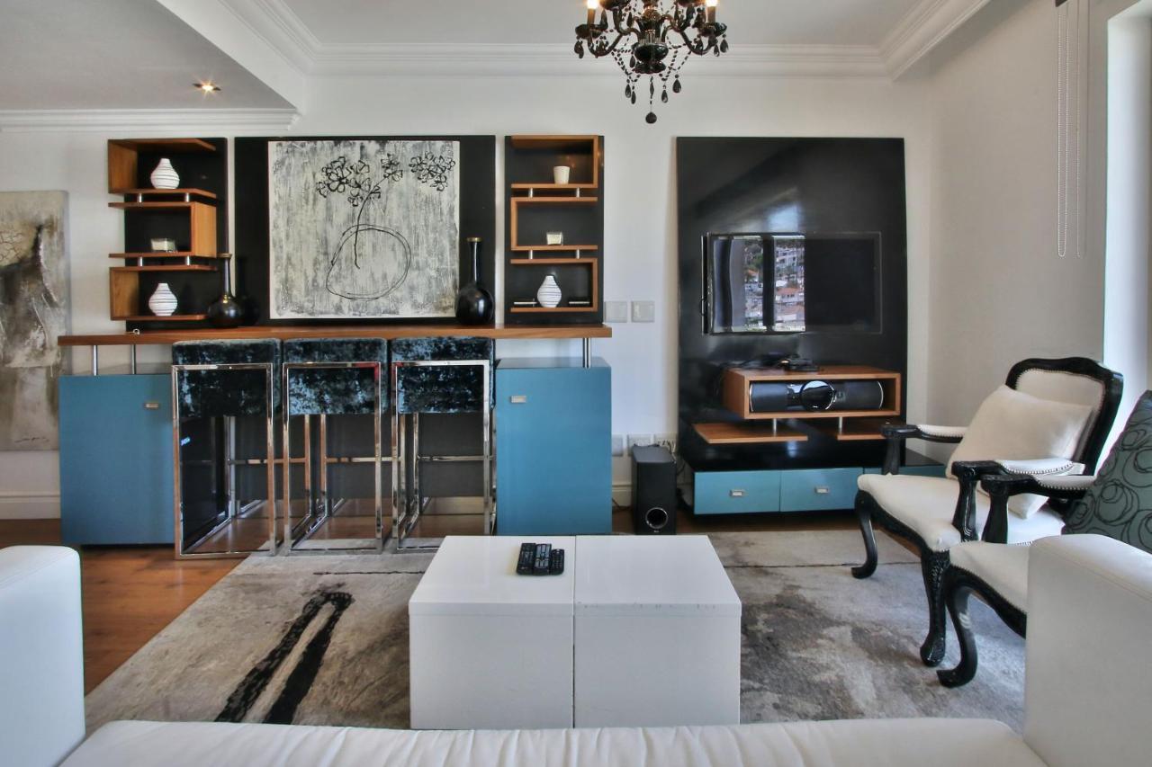 Cape Royale 1 Bedroom Luxury Apartments With Mountain View Cape Town Exterior photo